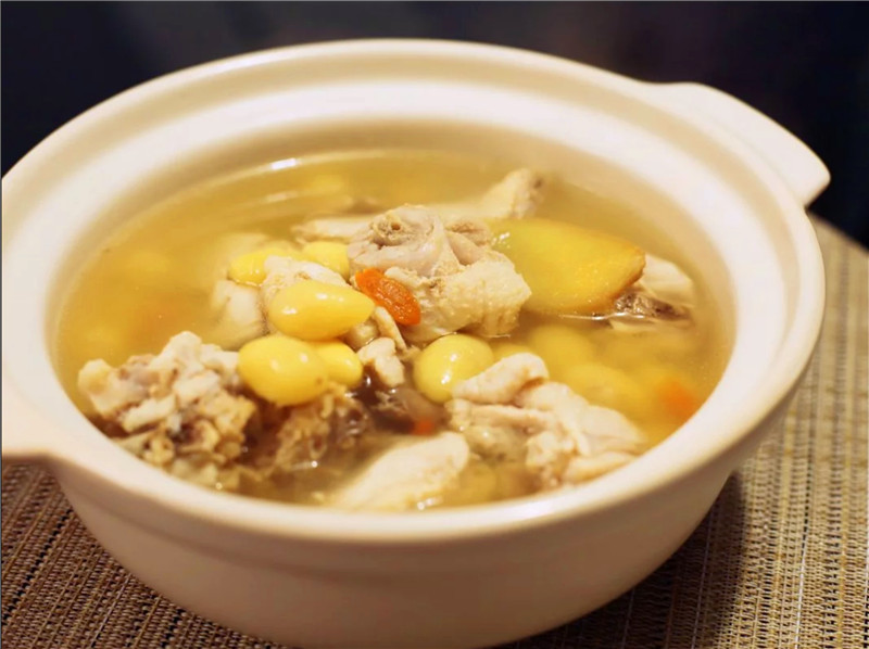 Order Stewed Chicken Soup w Ginkgo 白果炖鸡汤 food online from Chengdu Famous Food store, Philadelphia on bringmethat.com