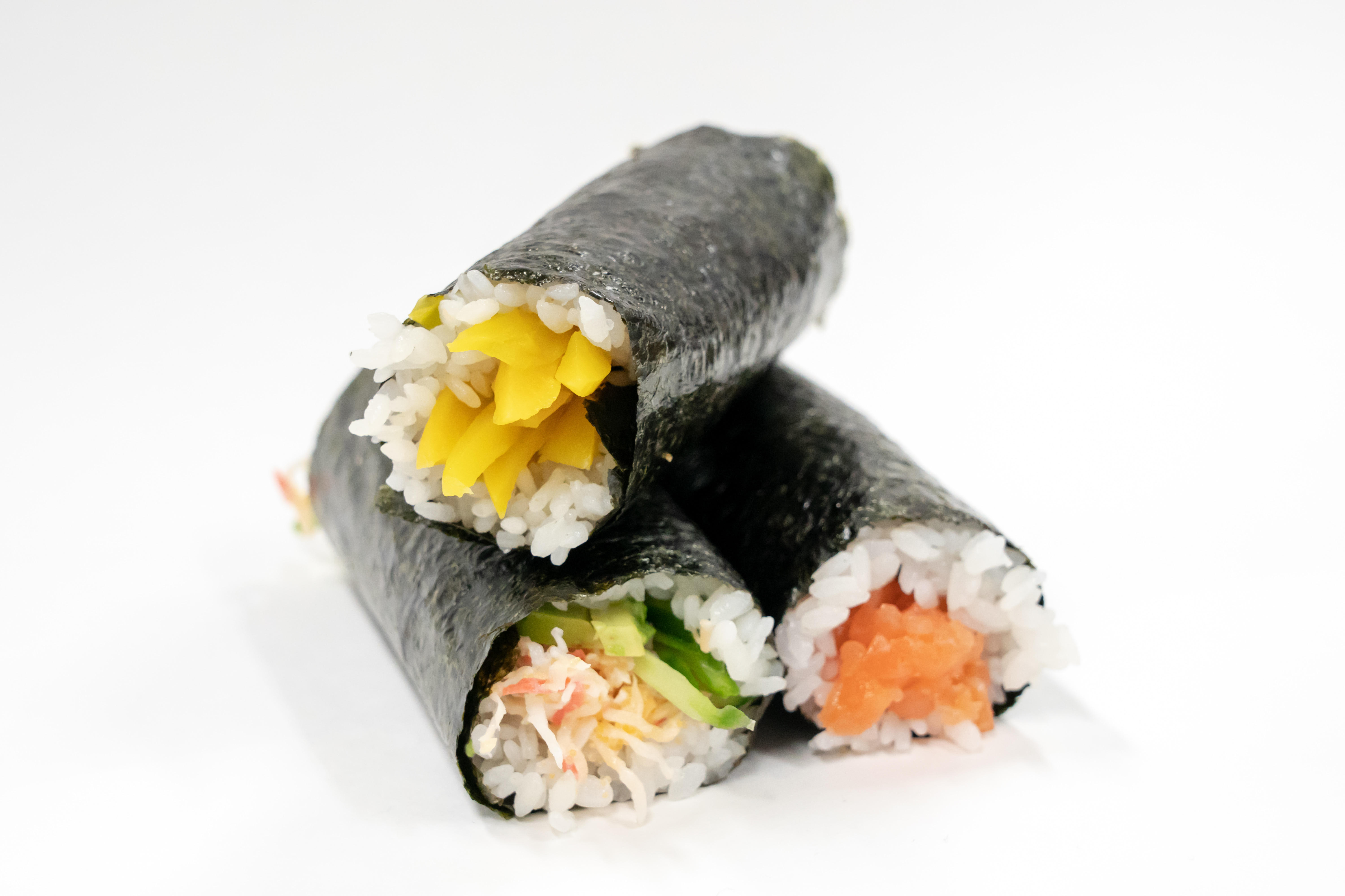 Order Yellowtail Roll food online from Kokoroll Cafe store, Los Angeles on bringmethat.com