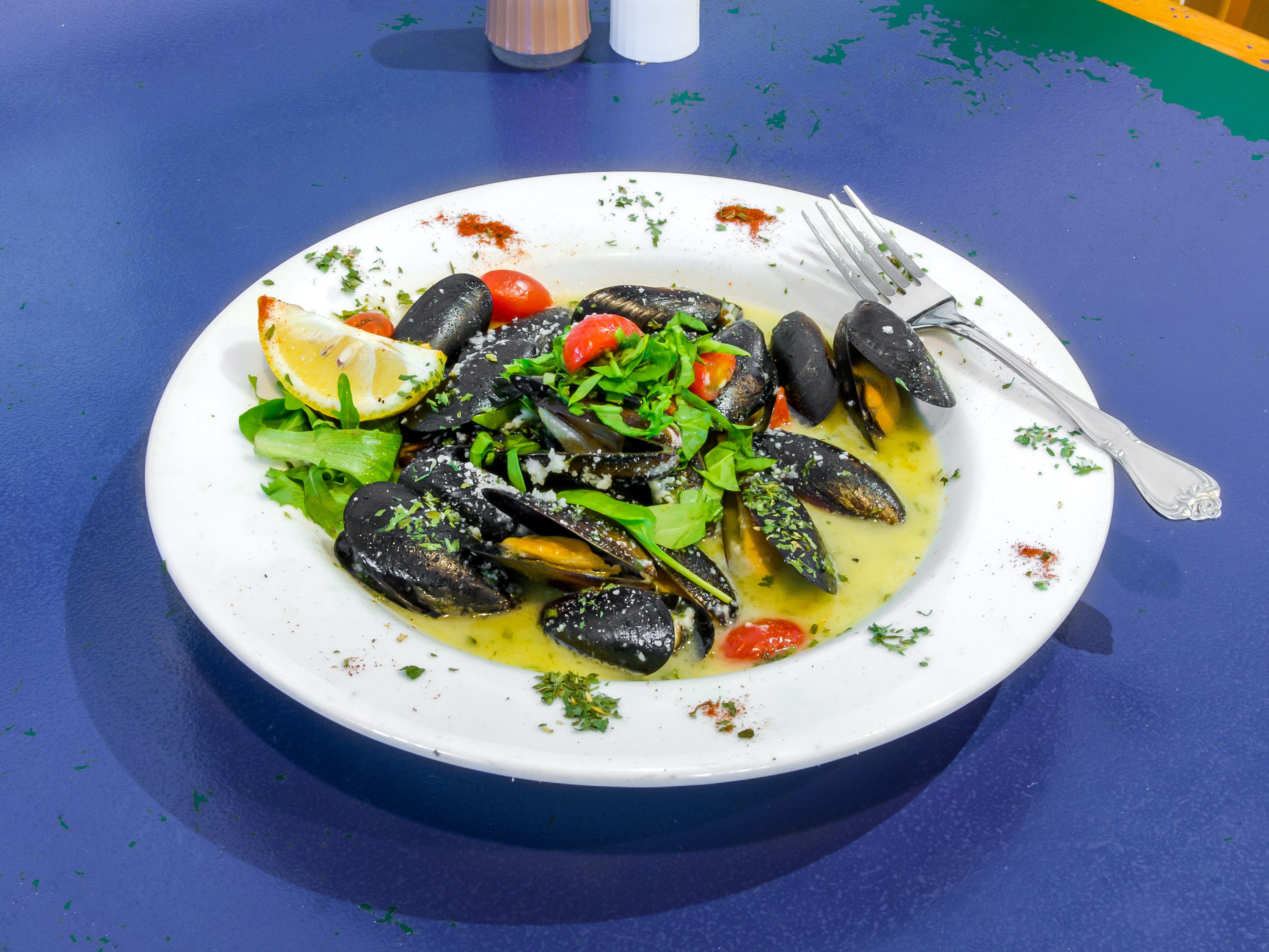 Order Mussel Posillipo food online from Jakes Crab Shack store, Melbourne Beach on bringmethat.com