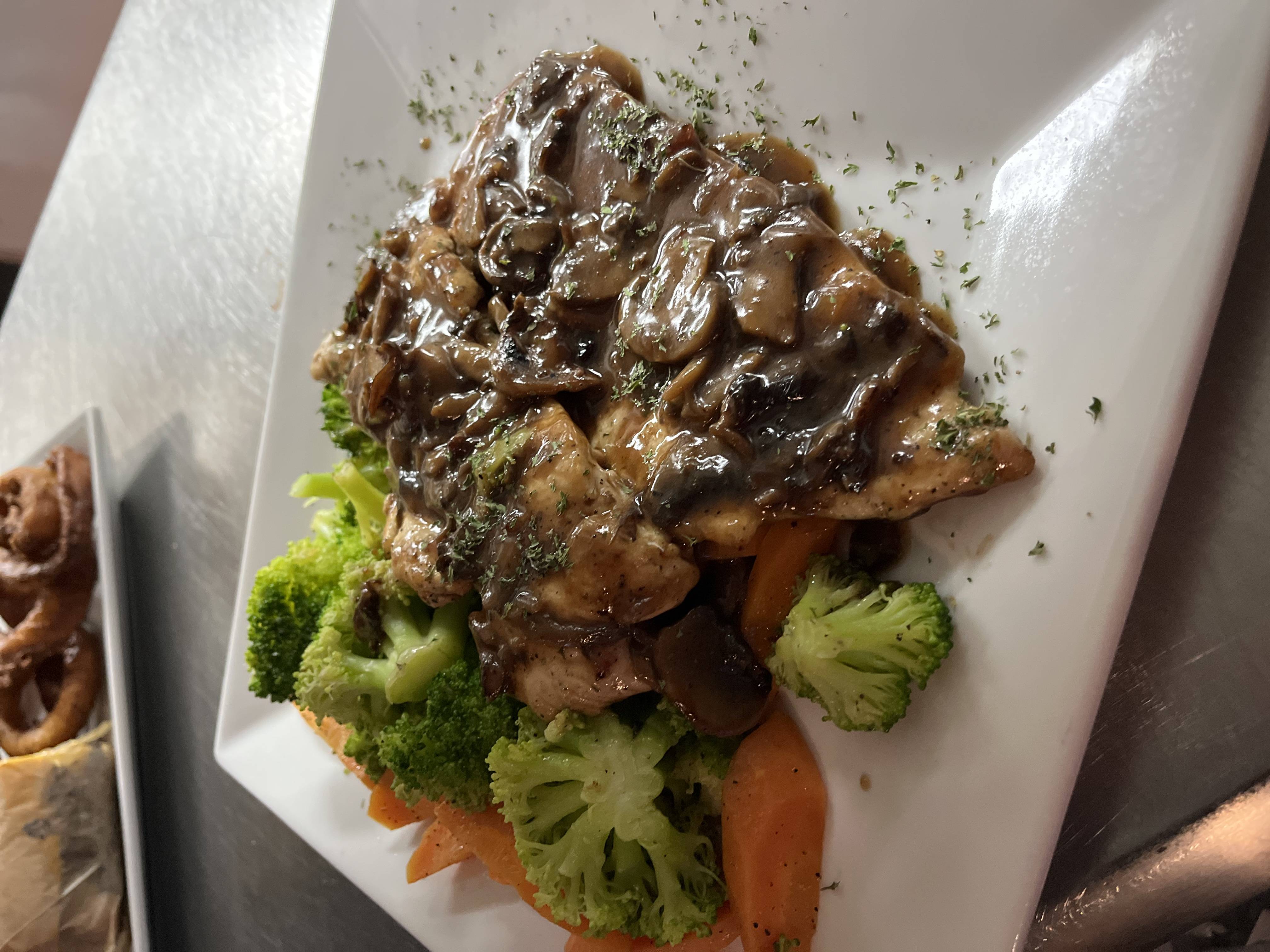 Order Chicken Marsala food online from Canz Bar & Grill Bohemia store, Bohemia on bringmethat.com
