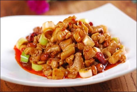 Order 40. Chicken Mei Fun food online from China Sea Restaurant store, Ansonia on bringmethat.com