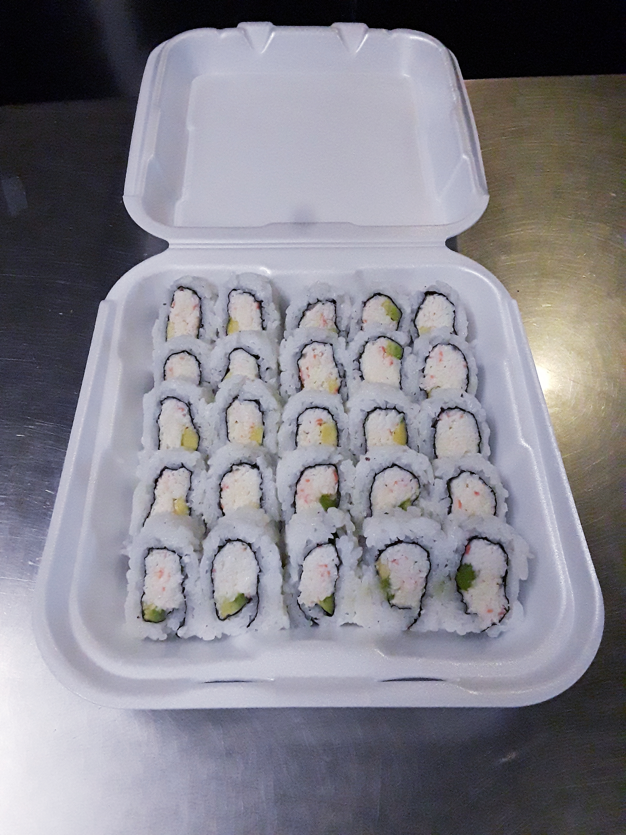 Order California Box (25 Pieces) food online from Sushi Dragon store, Sun Valley on bringmethat.com
