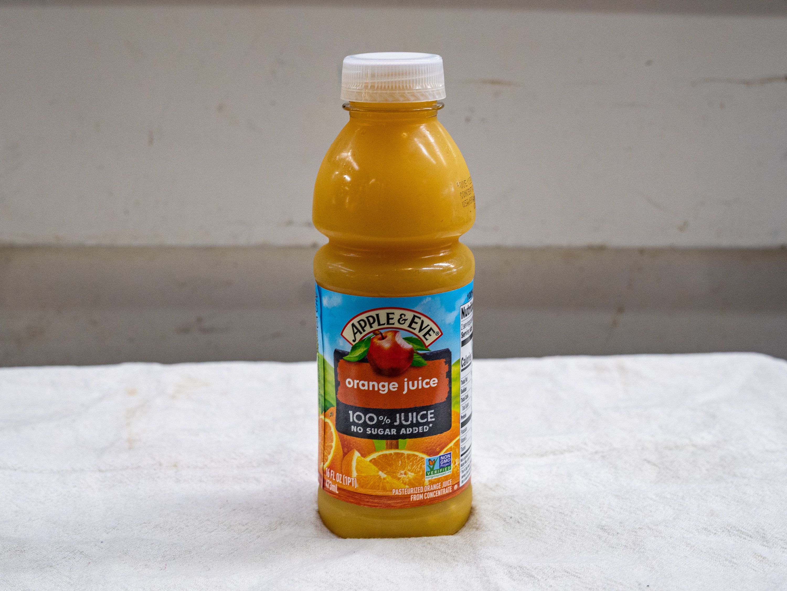 Order Apple & Eve Orange Mango - 16oz food online from Quentin Deli and Grocery store, Brooklyn on bringmethat.com