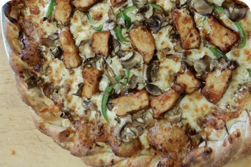Order Bar-B-Que Chicken Pizza food online from Beach Pizza store, Grover Beach on bringmethat.com