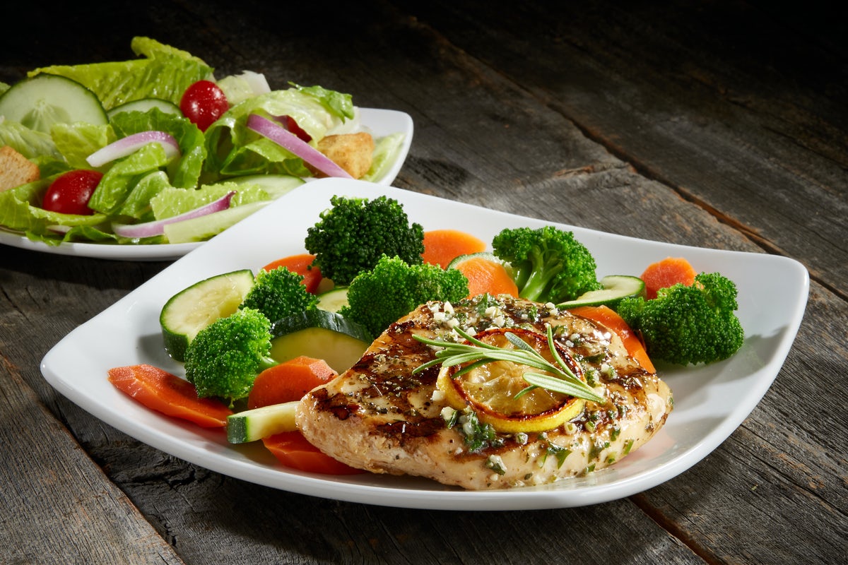Order Italian Herb Chicken  food online from Sizzler store, Fresno on bringmethat.com