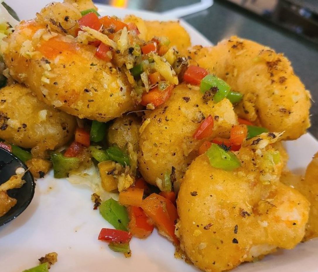 Order S15. Vegan Salt Pepper Shrimp food online from Chef Kenny's Asian Vegan store, Las Vegas on bringmethat.com
