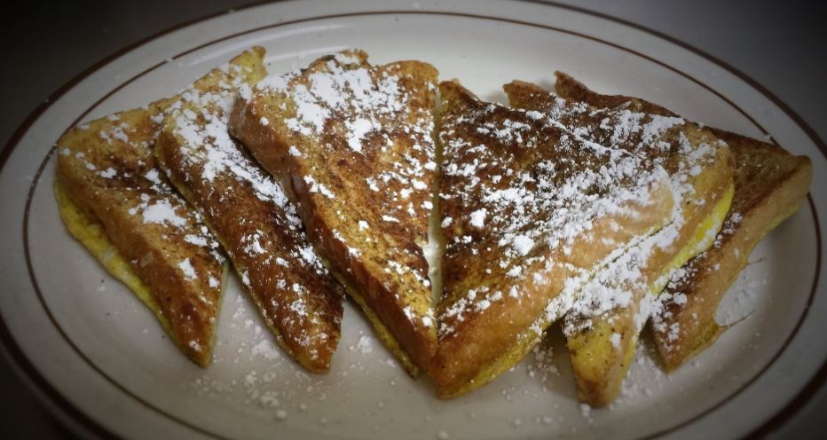 Order French Toast Breakfast food online from Tick Tock Tavern store, Lafayette on bringmethat.com