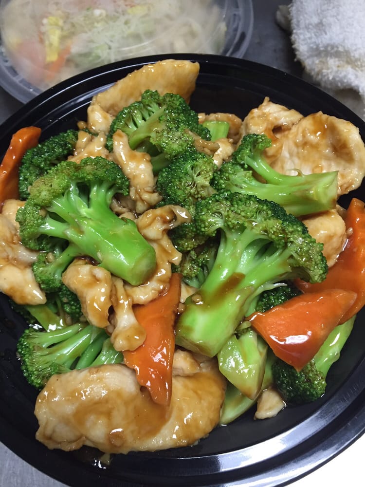 Order Chicken with Broccoli food online from East Delight Chinese Restaurant store, Bowie on bringmethat.com