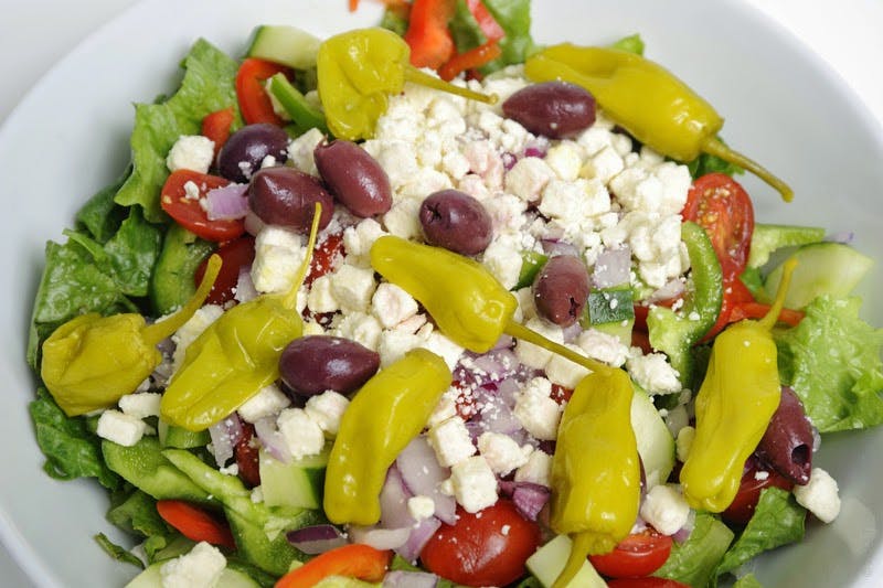 Order Garden Salad - Salad food online from Monterey's Pizza store, Alexandria on bringmethat.com