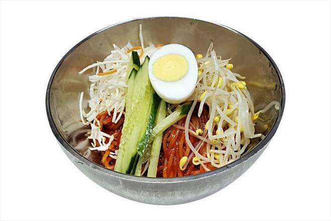 Order Spicy Cold Chewy Noodles (Jjol Myeon)쫄면 food online from Halmae Noodle 할매칼국수 store, Palisades Park on bringmethat.com