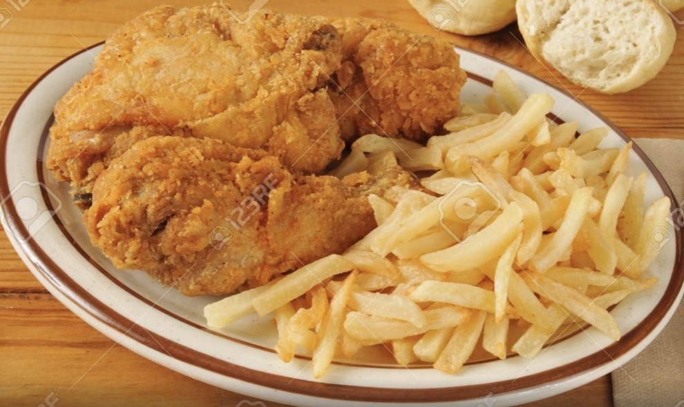 Order FRIED CHICKEN DINNER food online from Leo's Coney Island store, Livonia on bringmethat.com