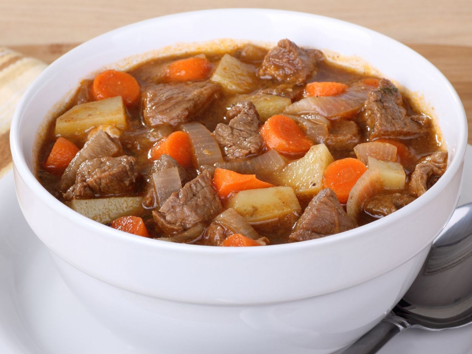 Order Vegetable Beef Soup food online from Sizzler store, Meridian on bringmethat.com