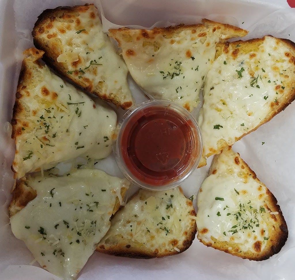 Order Cheese Garlic Bread - Appetizer food online from Grinders Pizza Lounge store, Las Vegas on bringmethat.com