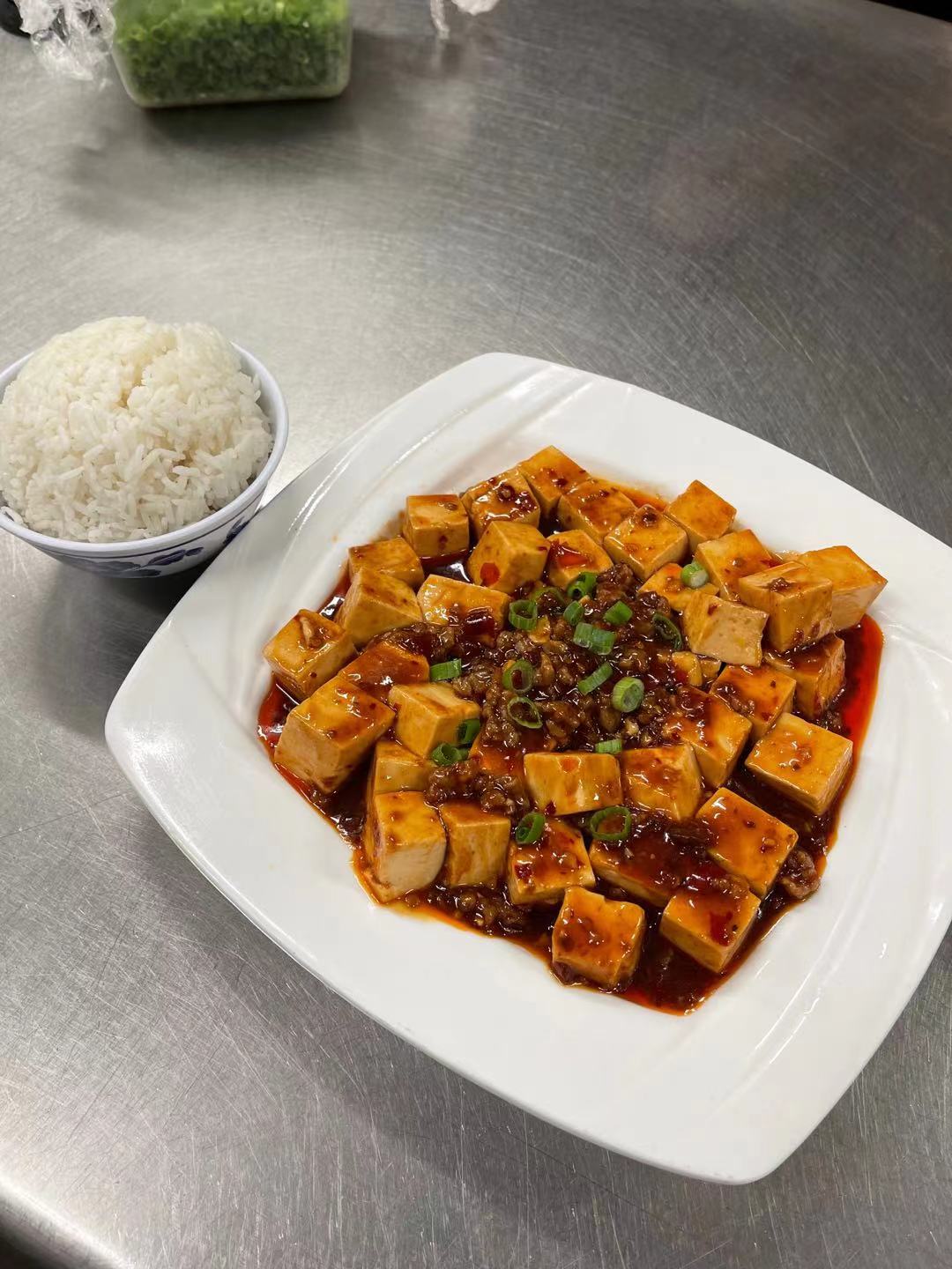 Order 13. Ma Po Tofu麻婆豆腐 food online from Cathay House store, Waco on bringmethat.com