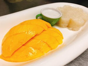 Order Thai Sticky Rice with Mango food online from Red Chicken store, San Gabriel on bringmethat.com