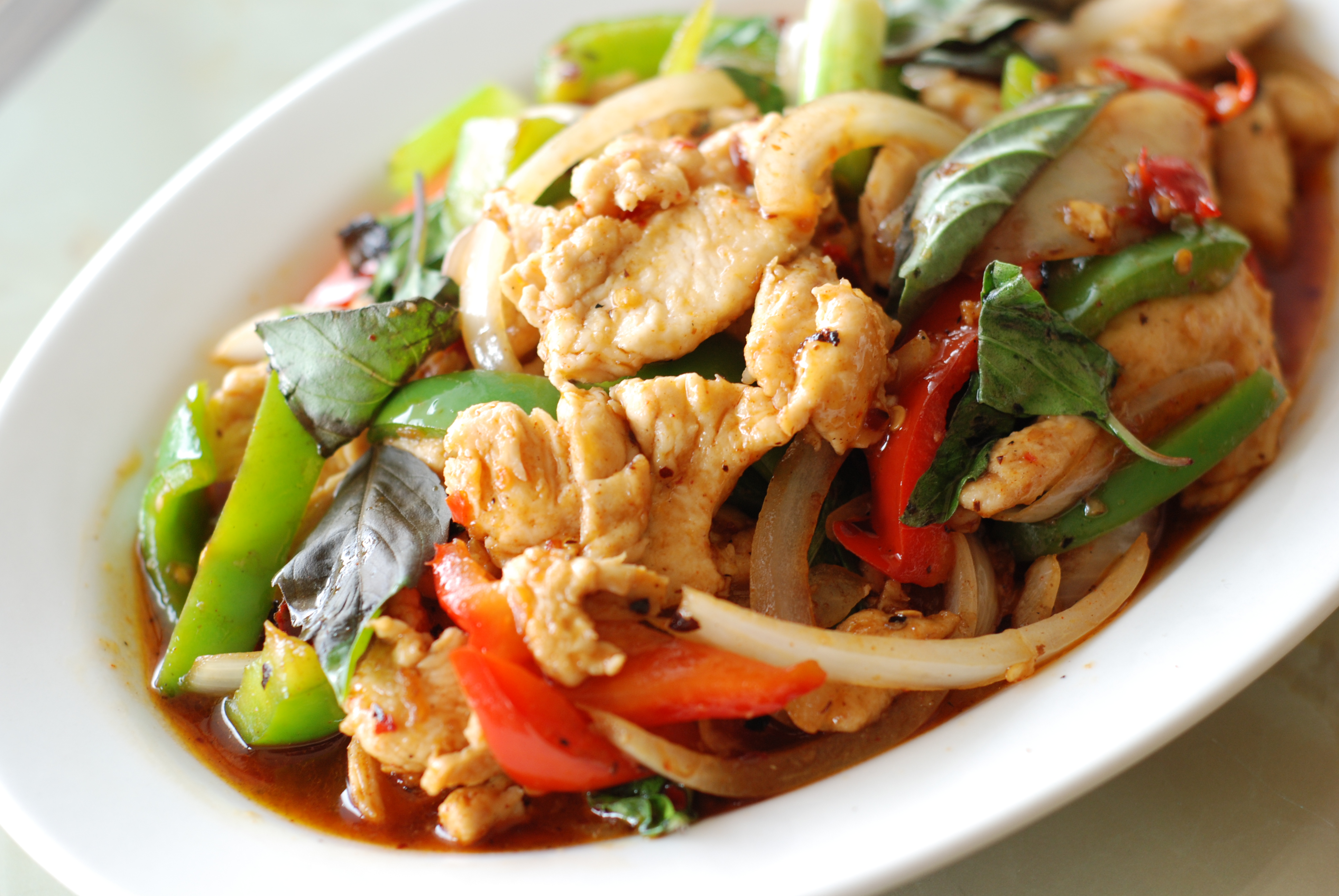 Order Spicy Basil food online from Thai Fiesta Cafe store, Paramount on bringmethat.com