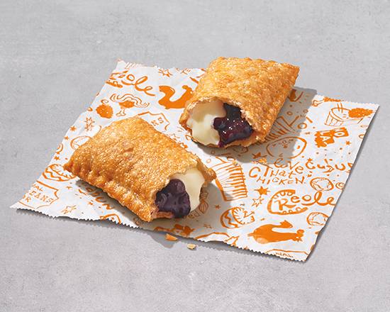 Order Blueberry Lemon Cream Cheese Fried Pie food online from Popeyes store, Chicago on bringmethat.com