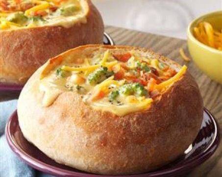 Order Thai Chicken Curry Bread Bowl food online from Soup Kettle Grille store, Meridian on bringmethat.com