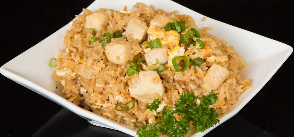 Order Chicken Fried Rice food online from Sushi Sakura Express store, Houston on bringmethat.com