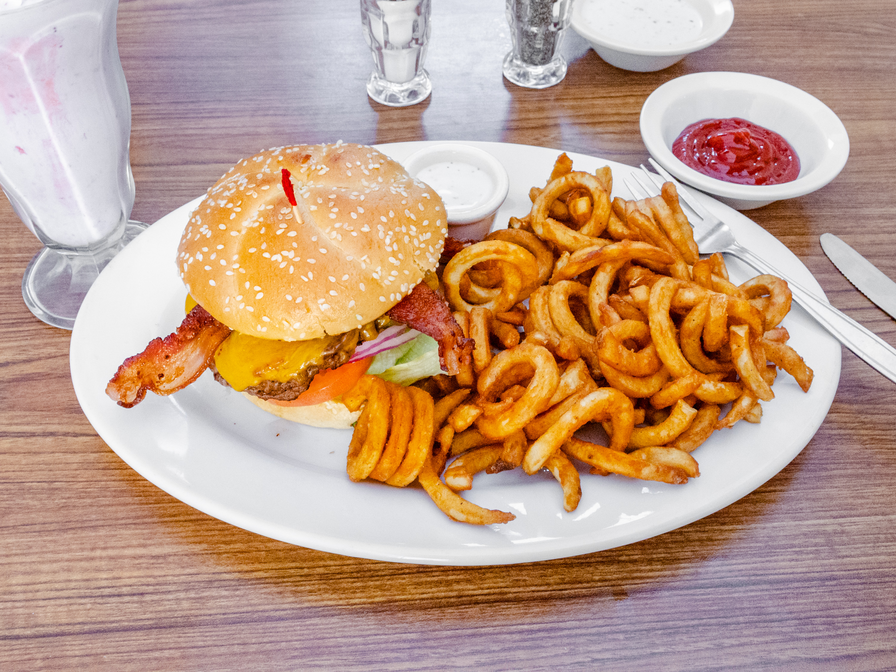 Order Chef's Burger food online from Ericas cafe store, Citrus Heights on bringmethat.com