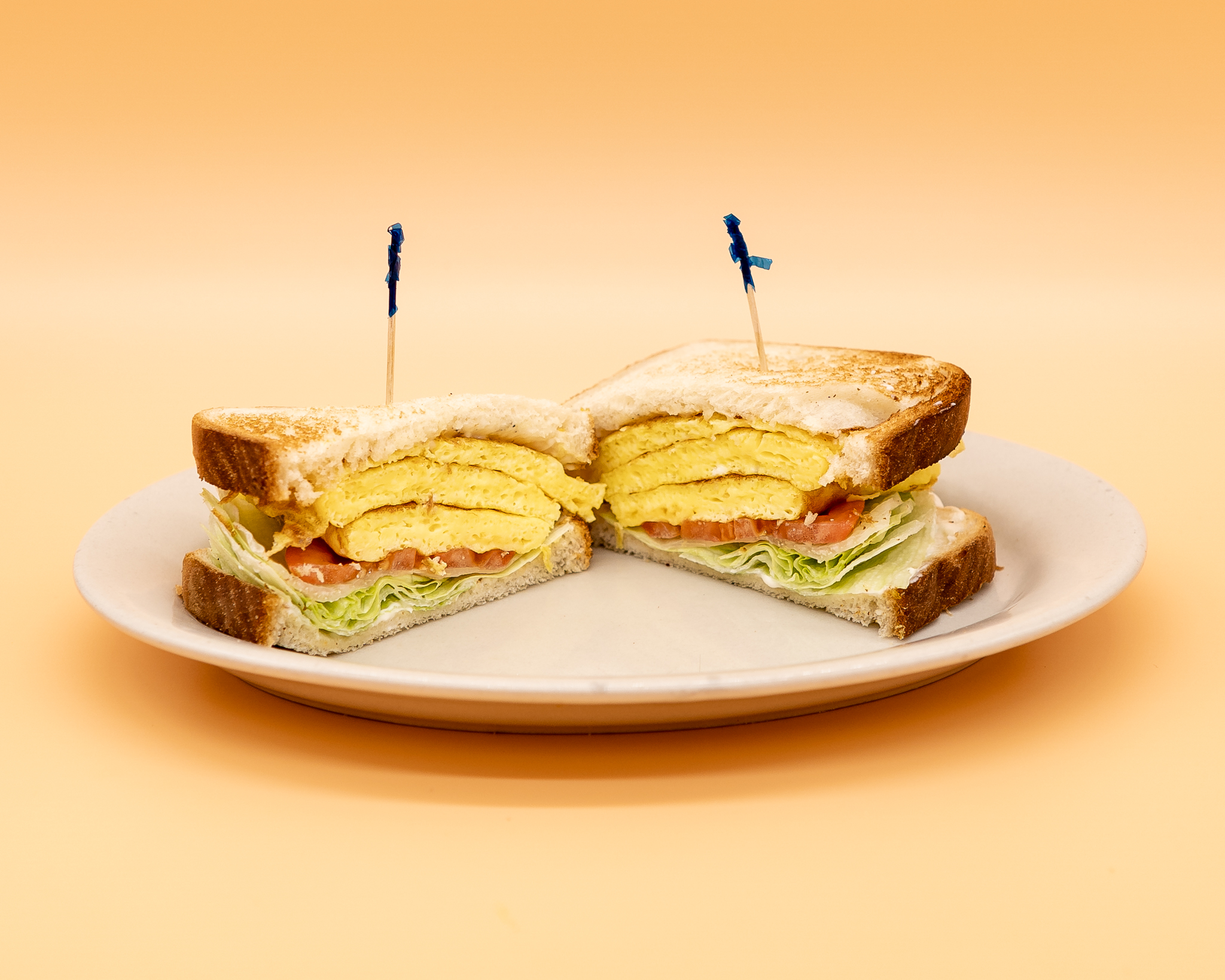 Order Egg Sandwich food online from Gus Jr store, Los Angeles on bringmethat.com