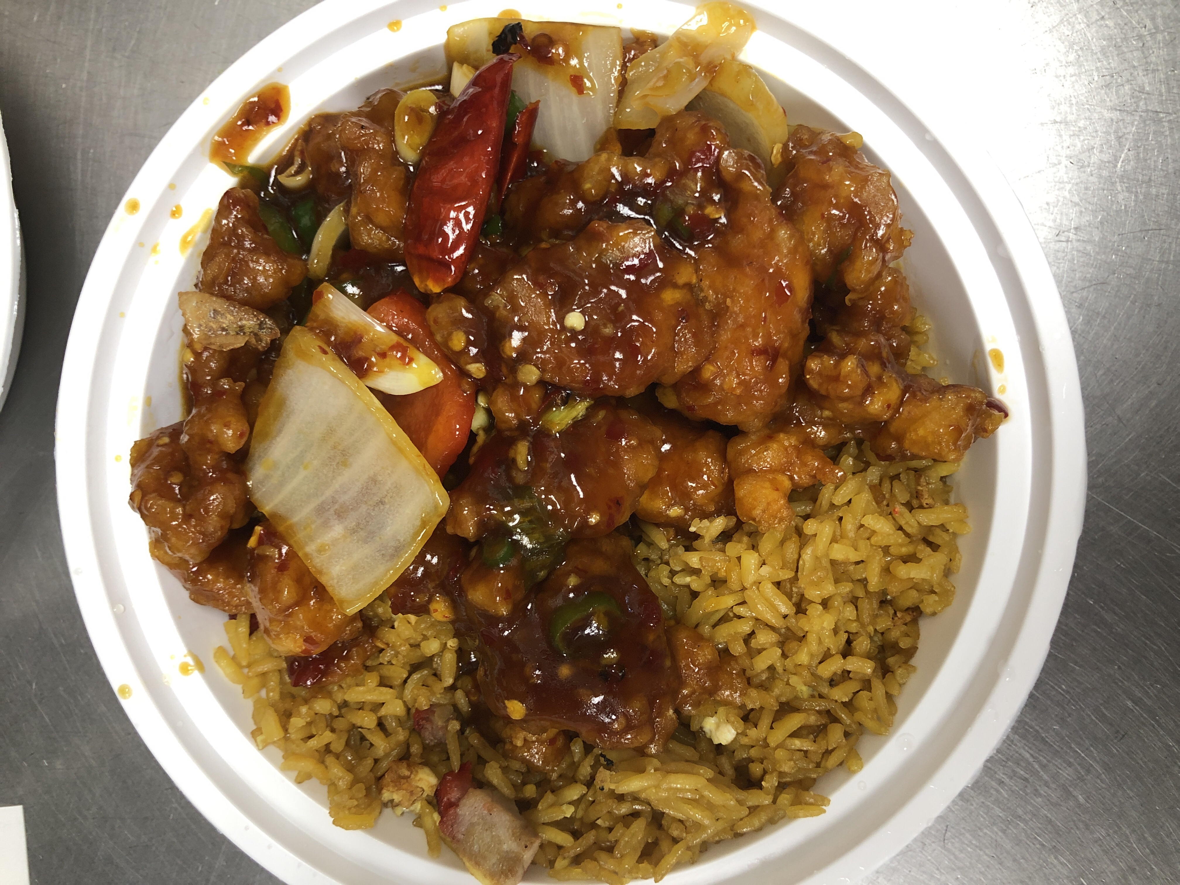 Order L29. General Tso's Chicken Lunch Special food online from Fortune East store, Garden City Park on bringmethat.com