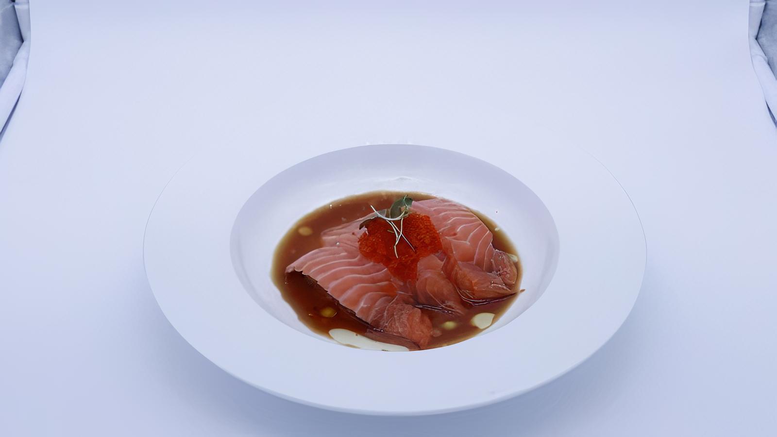 Order Yuzu Tuna food online from Sapporo Revolving Sushi store, Las Vegas on bringmethat.com