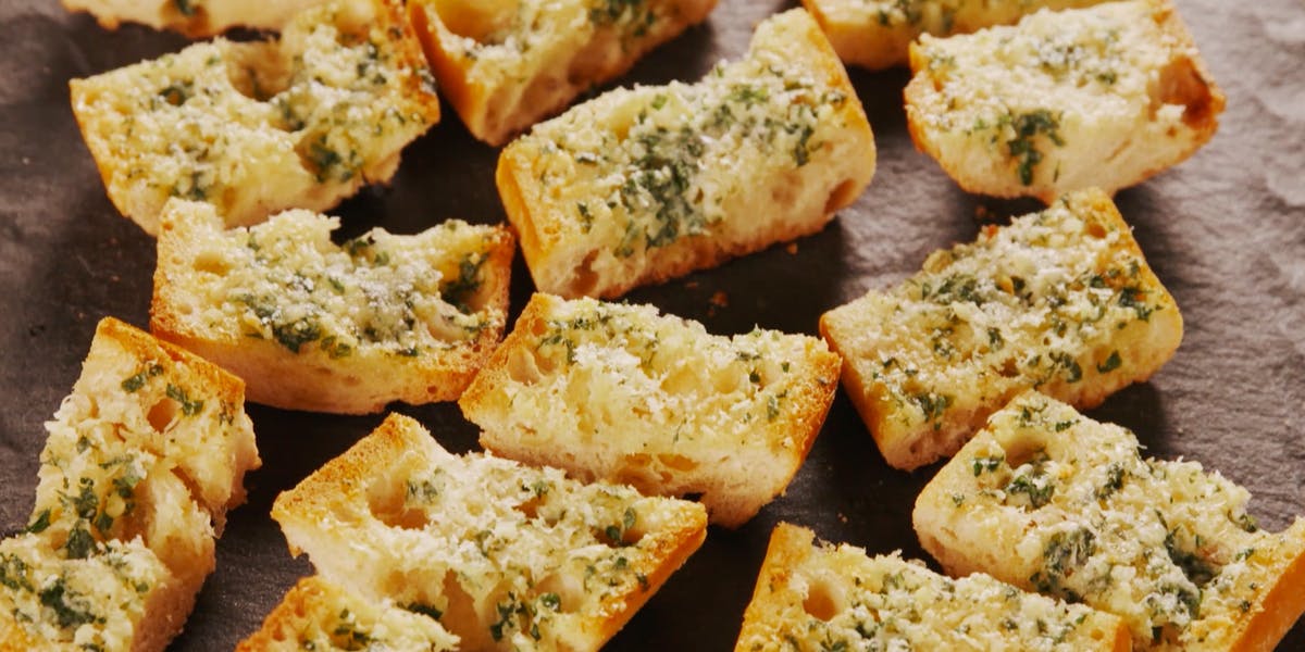 Order Garlic Bread - Appetizer food online from Pizza Zone store, Darby on bringmethat.com