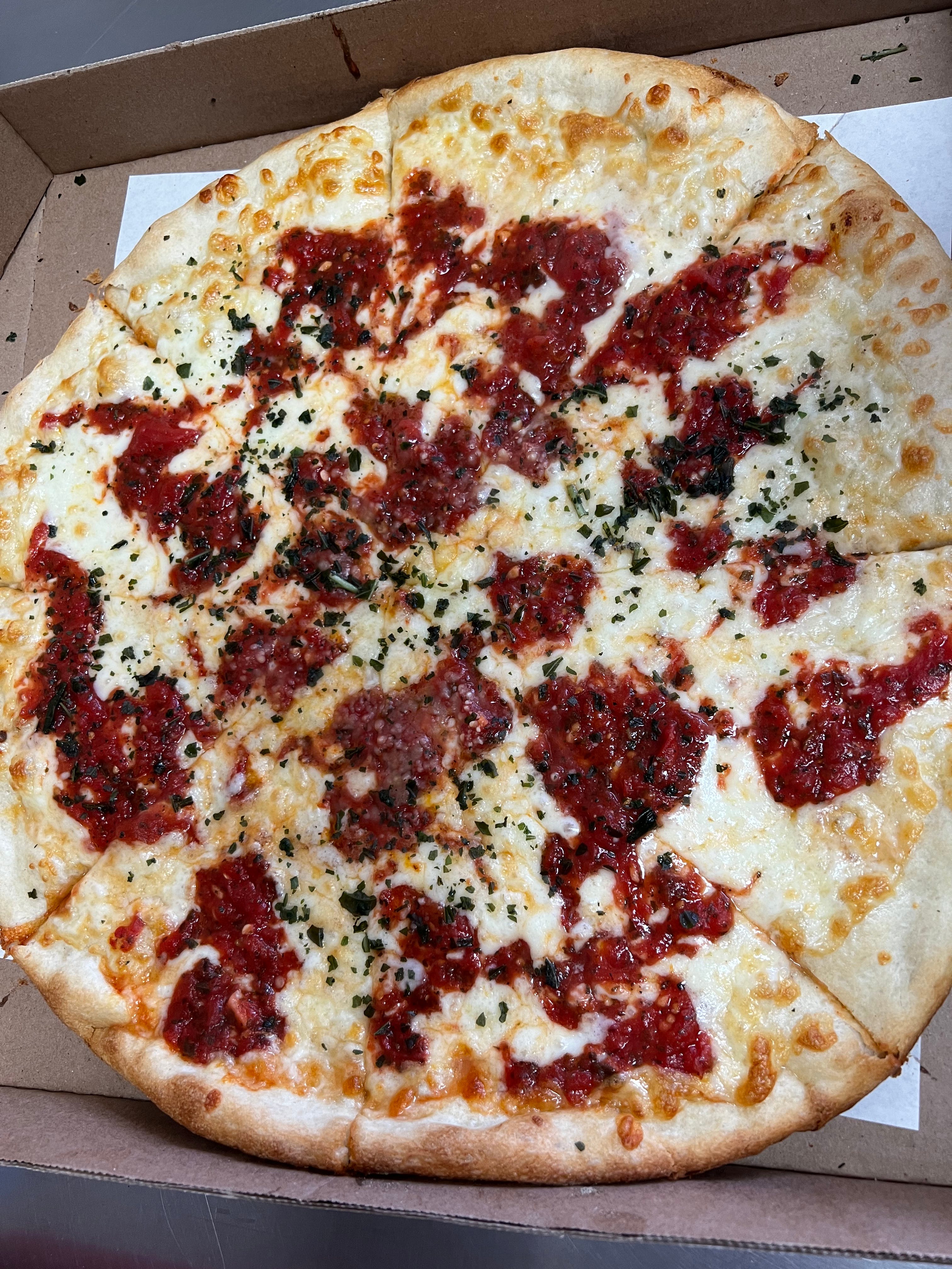 Order Margherita Pizza - Medium 14'' food online from Anthony's Pizzeria store, Wind Gap on bringmethat.com