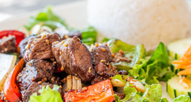 Order 13. Wok-Seared "Shaking" Beef food online from Kobe Pho & Grill store, Mountain View on bringmethat.com