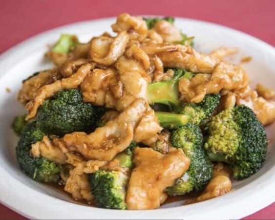 Order C1. Chicken with Broccoli Combo food online from Great Wall Chinese Restaurant store, Niagara Falls on bringmethat.com
