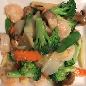 Order PR5. Shrimp with Seasonal Vegetables food online from Dragon Palace store, Pittsburgh on bringmethat.com
