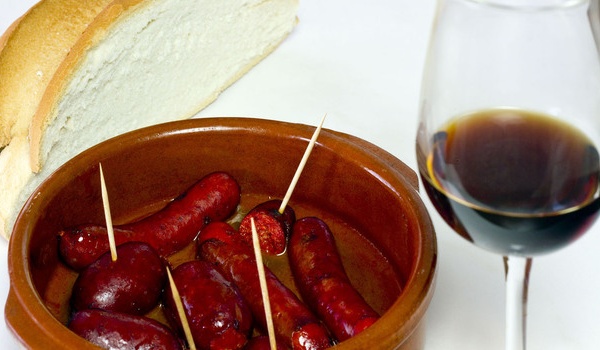 Order 02. Chorizo al Vino Tinto food online from Spain Restaurant store, Los Angeles on bringmethat.com