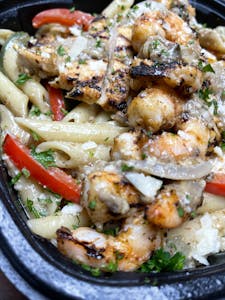 Order Caribbean Jerk Alfredo  food online from Xquisite Dining store, Memphis on bringmethat.com