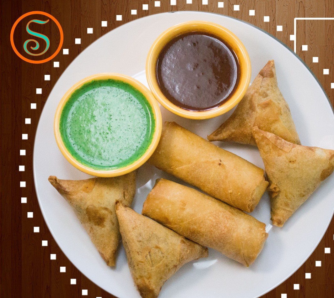Order Beef Samosa (3 Pcs) food online from Spinzer Restaurant store, Chicago on bringmethat.com