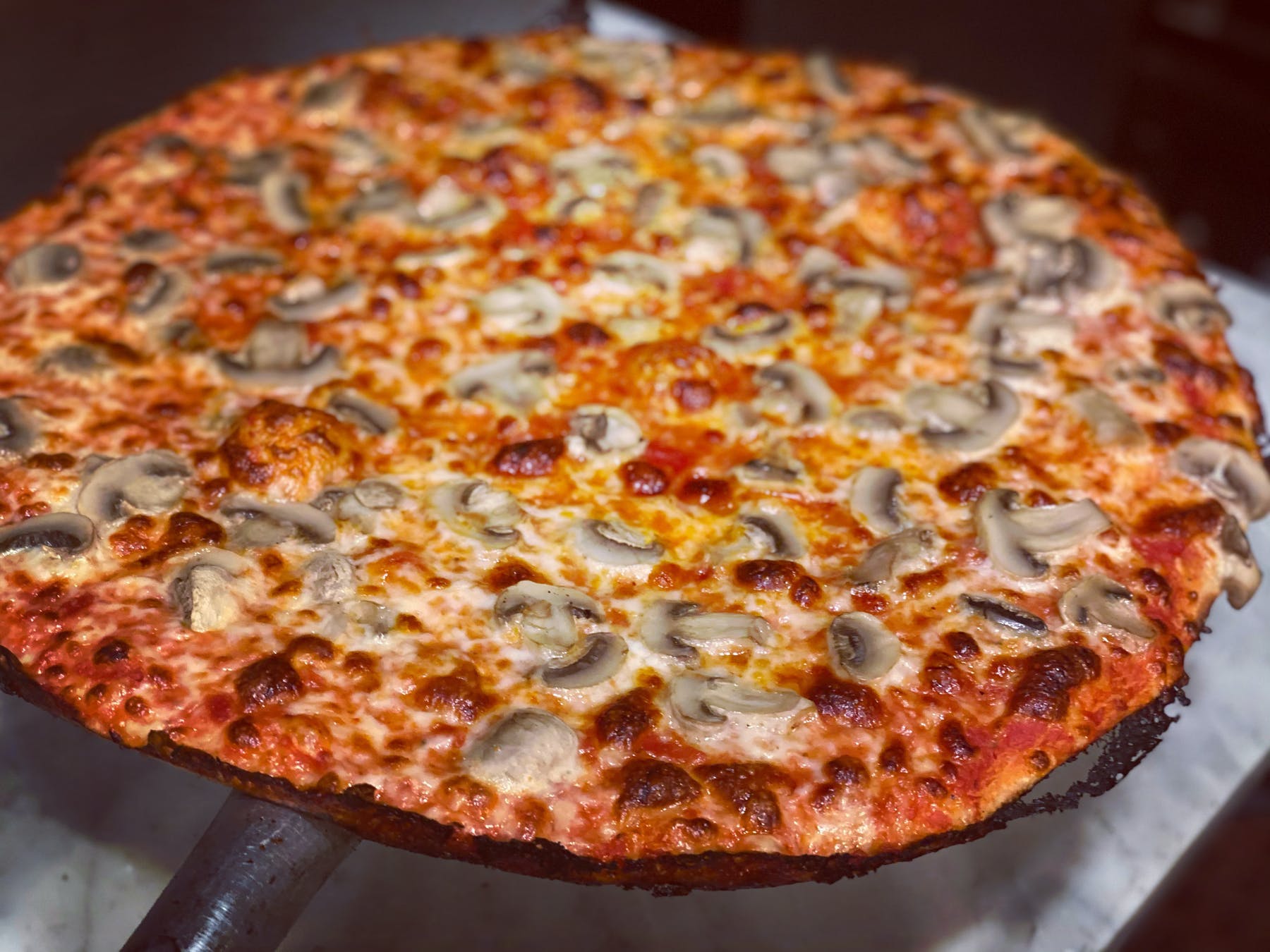 Order Mushroom "Shroom" Pizza - Personal 10'' (4 Slices) food online from Vinnie Pan Pizza store, Millburn on bringmethat.com