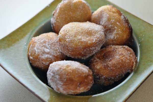 Order 5.Chinese Donuts 炸包 food online from Crystal Jade Chinese Restaurant  store, Saint Paul on bringmethat.com