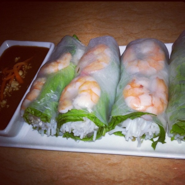 Order Traditional Spring Rolls (2) food online from Pho Saigon Star store, San Diego on bringmethat.com