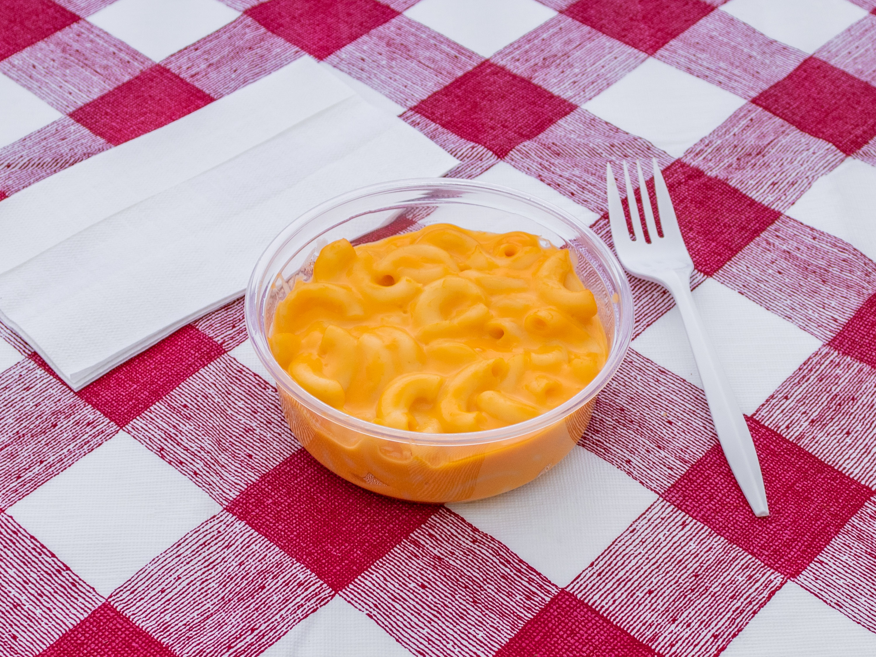 Order Macaroni and Cheese food online from Crown Fried Chicken store, Philadelphia on bringmethat.com