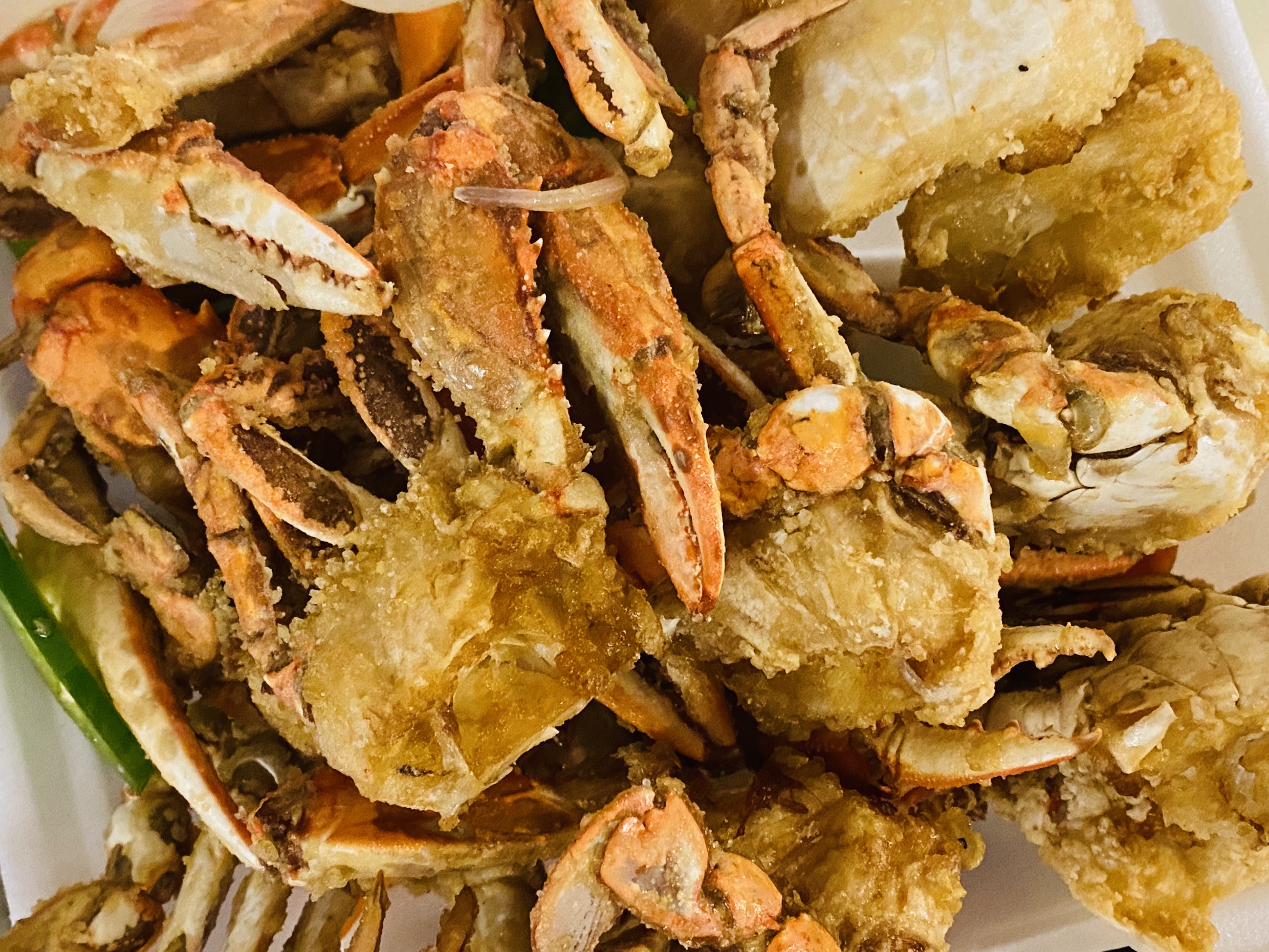 Order S9. Fried Blue Crab food online from Meteor Buffet store, Huntsville on bringmethat.com