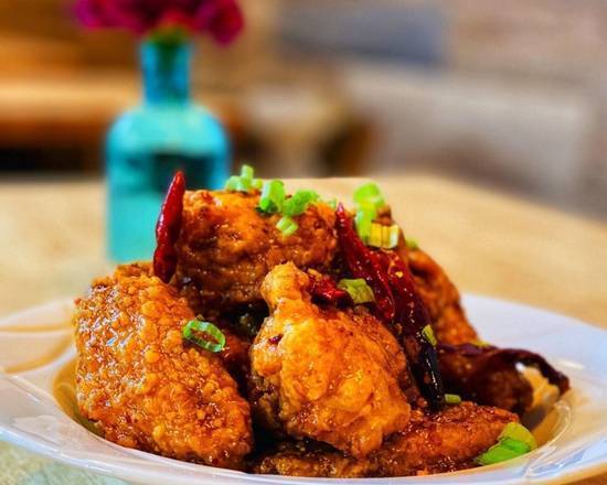 Order Dry Fried Chicken Wings food online from Yh-Beijing store, San Francisco on bringmethat.com