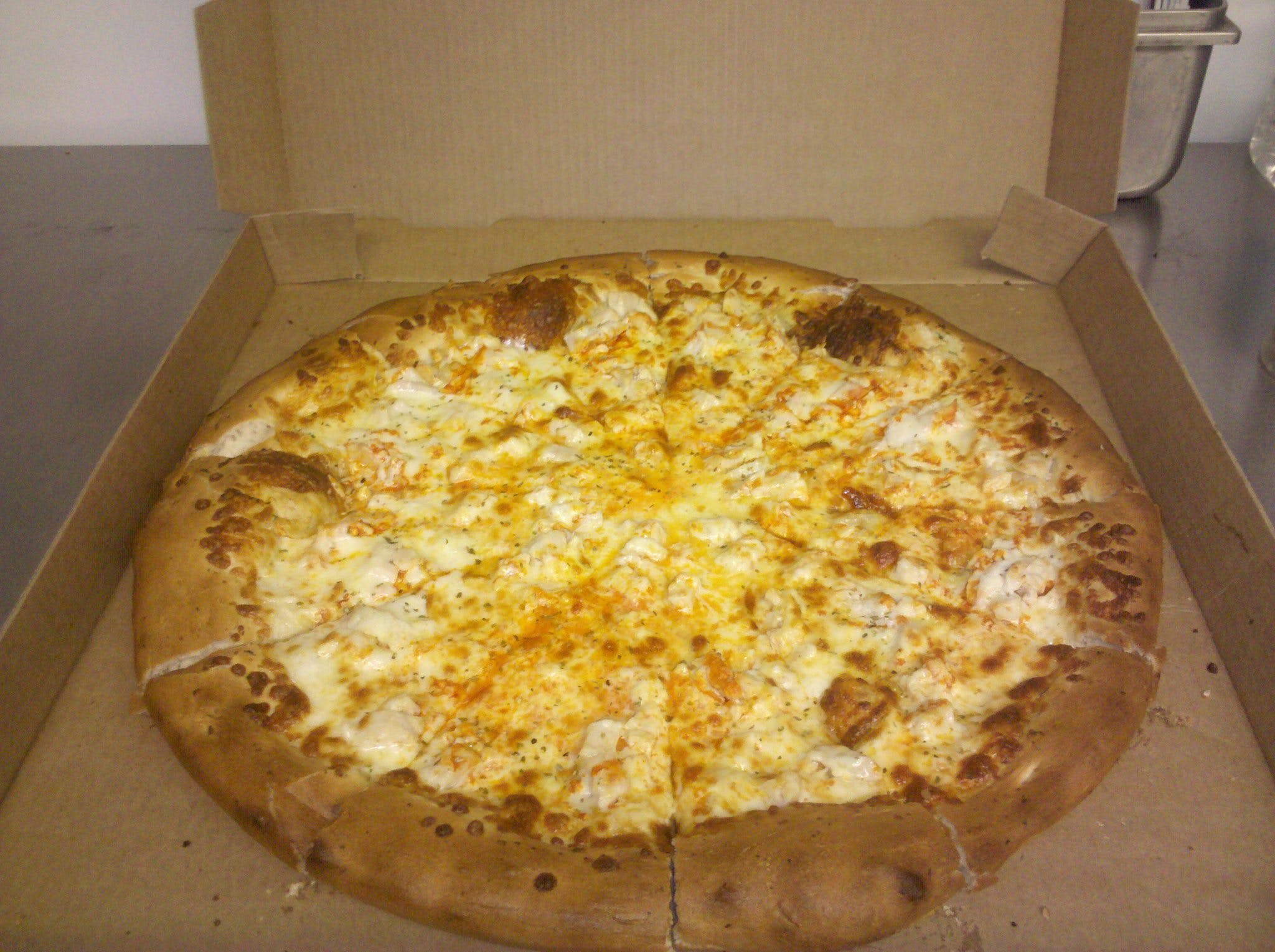Order Buffalo Chicken Pizza - Small 12'' (6 Slices) food online from Upper Crust Pizza store, Glenshaw on bringmethat.com