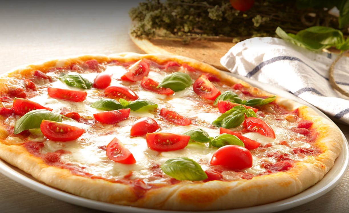 Order Tomato, Basil & Fresh Garlic Pizza - Small 12" (Personal) food online from I Love NY Pizza store, Yonkers on bringmethat.com