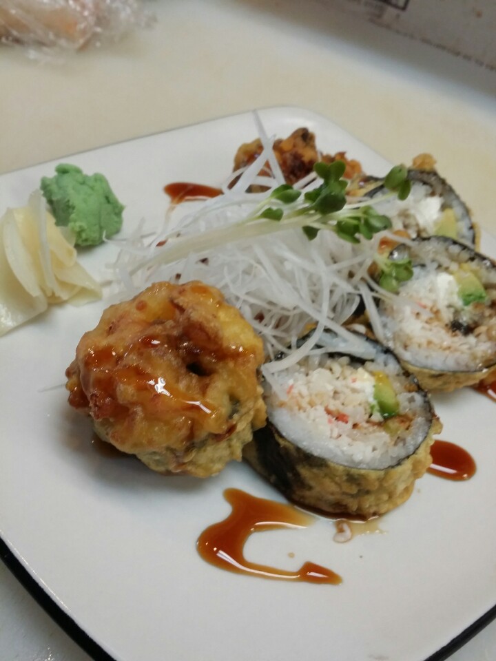 Order Deep-Fried Energy Roll food online from Arata Sushi & Bowl store, Las Vegas on bringmethat.com