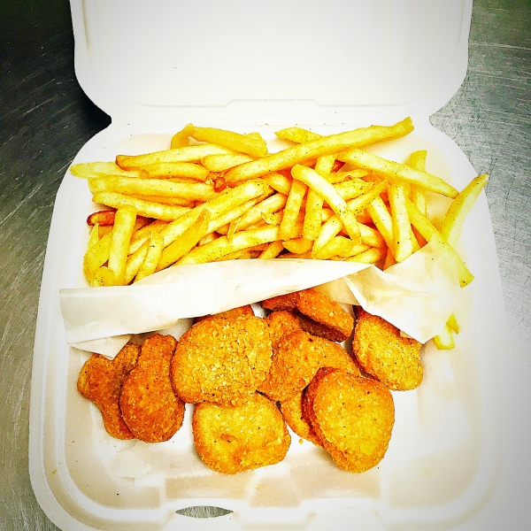 Order Chicken Nuggets food online from Bobo's Lake Trout store, Clinton on bringmethat.com