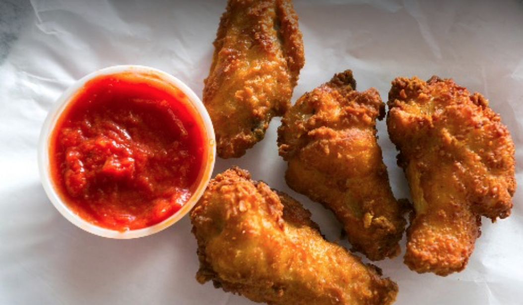 Order 8 Piece Chicken Wings food online from Ronzio Pizza & Subs store, Warwick on bringmethat.com