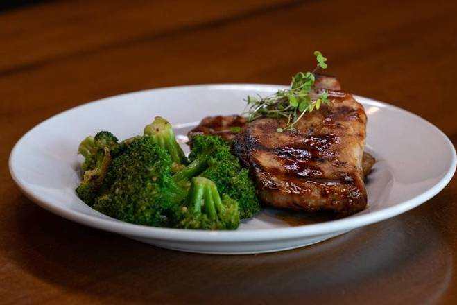 Order Grilled Chicken food online from Seared Chophouse store, Greenville on bringmethat.com