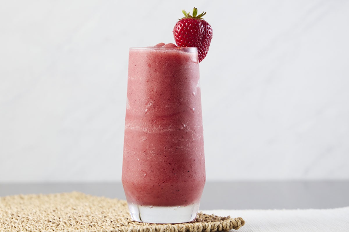 Order STRAWBERRY BANANA SMOOTHIE food online from Hibachi Ko store, Pittsburgh on bringmethat.com