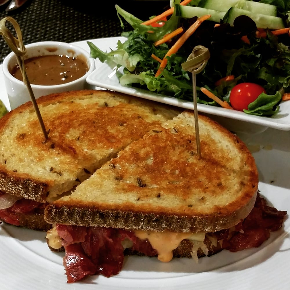 Order Corned Beef Reuben food online from Across The Street Pub store, Albany on bringmethat.com