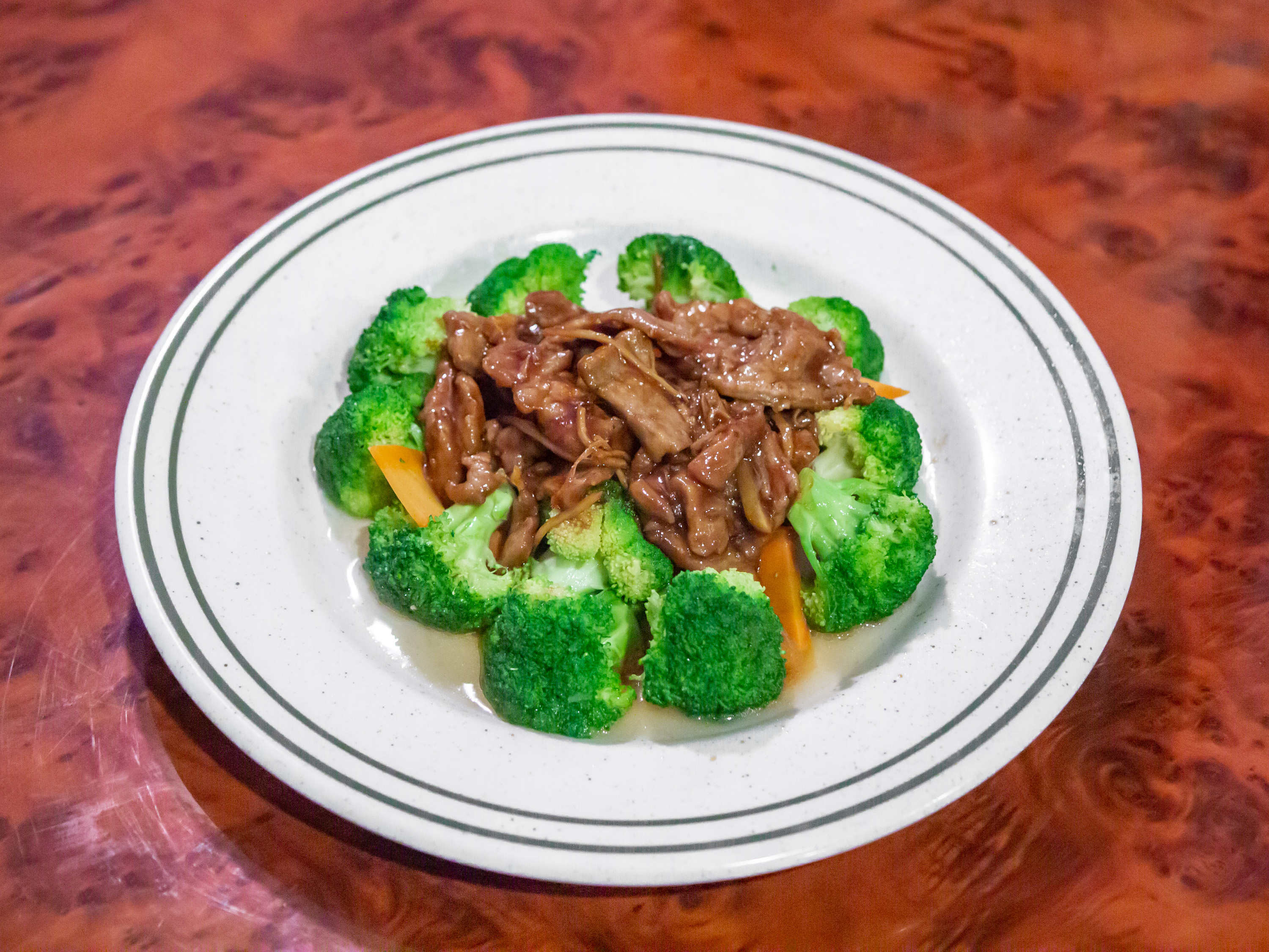 Order Colin's Ginger Beef food online from Blue Gibbon Chinese Restaurant store, Cincinnati on bringmethat.com